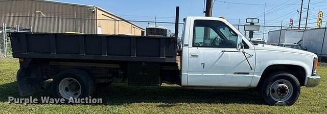 Image of Chevrolet C3500 equipment image 3