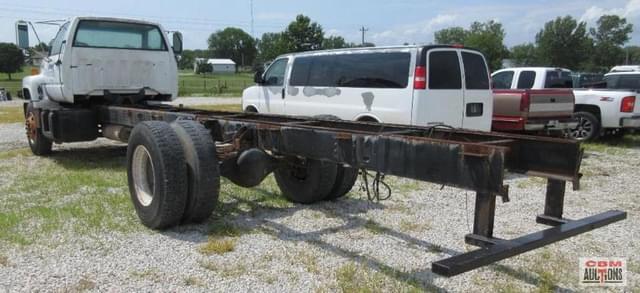 Image of Chevrolet C70 equipment image 2