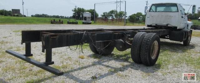Image of Chevrolet C70 equipment image 3