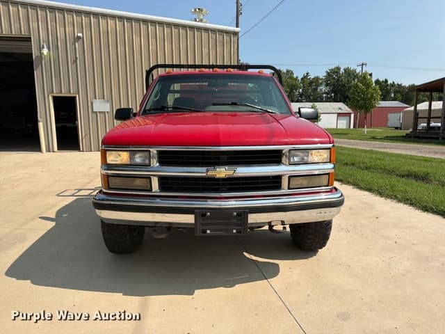 Image of Chevrolet K2500 equipment image 1