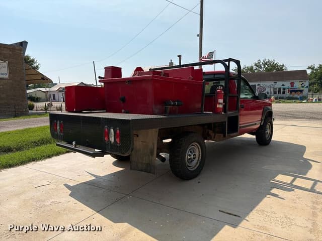 Image of Chevrolet K2500 equipment image 4