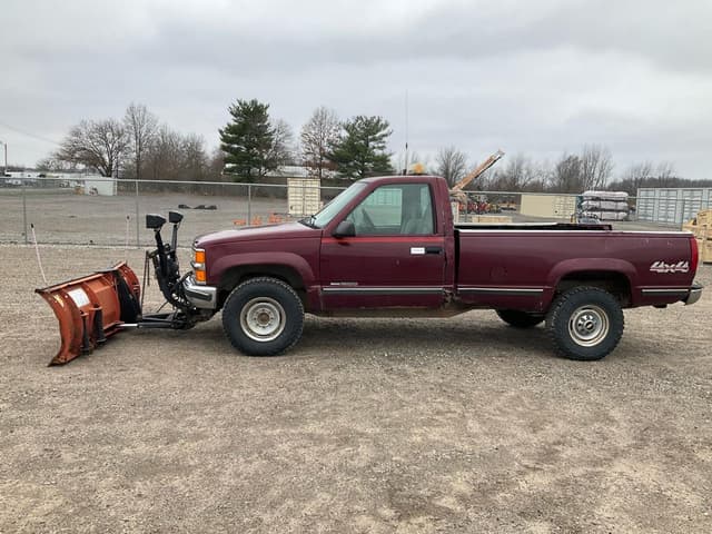 Image of Chevrolet 2500 equipment image 1