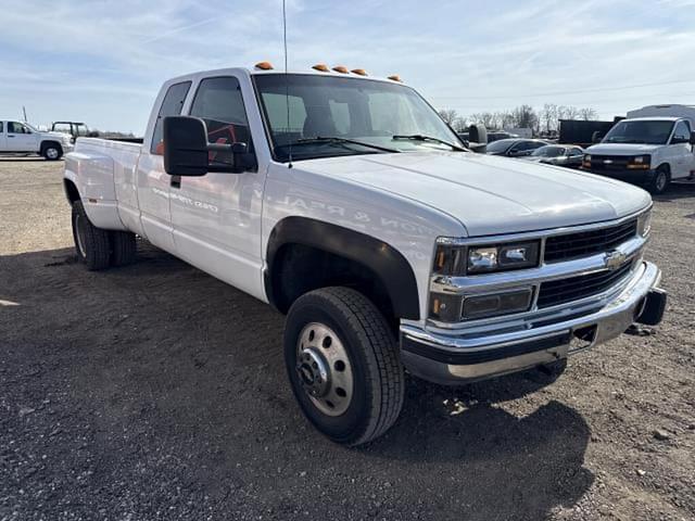 Image of Chevrolet K3500 equipment image 4