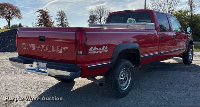 Image of Chevrolet K3500 equipment image 4