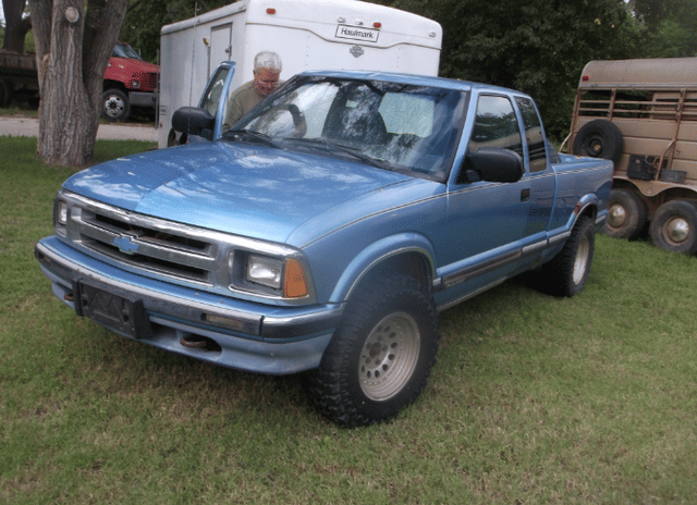Image of Chevrolet S10 equipment image 4