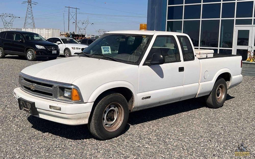 Image of Chevrolet S10 Primary image