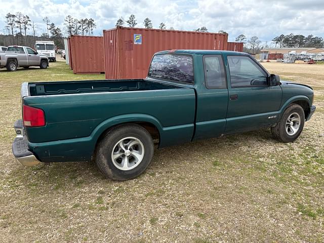 Image of Chevrolet S10 equipment image 3