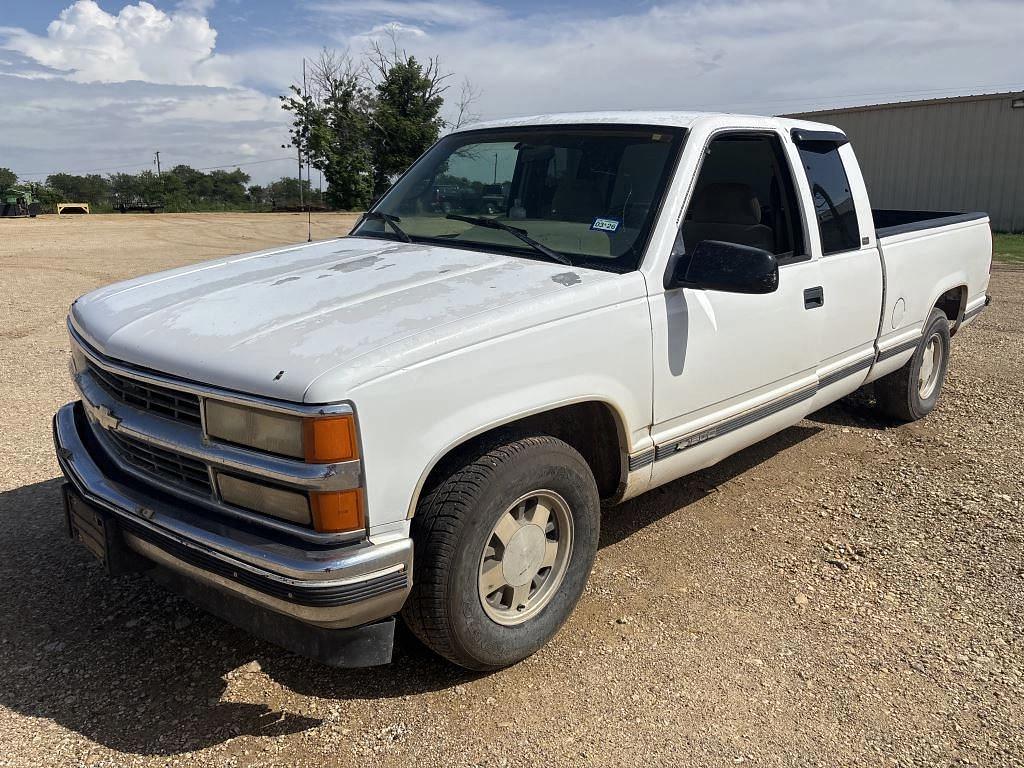Image of Chevrolet 1500 Primary image
