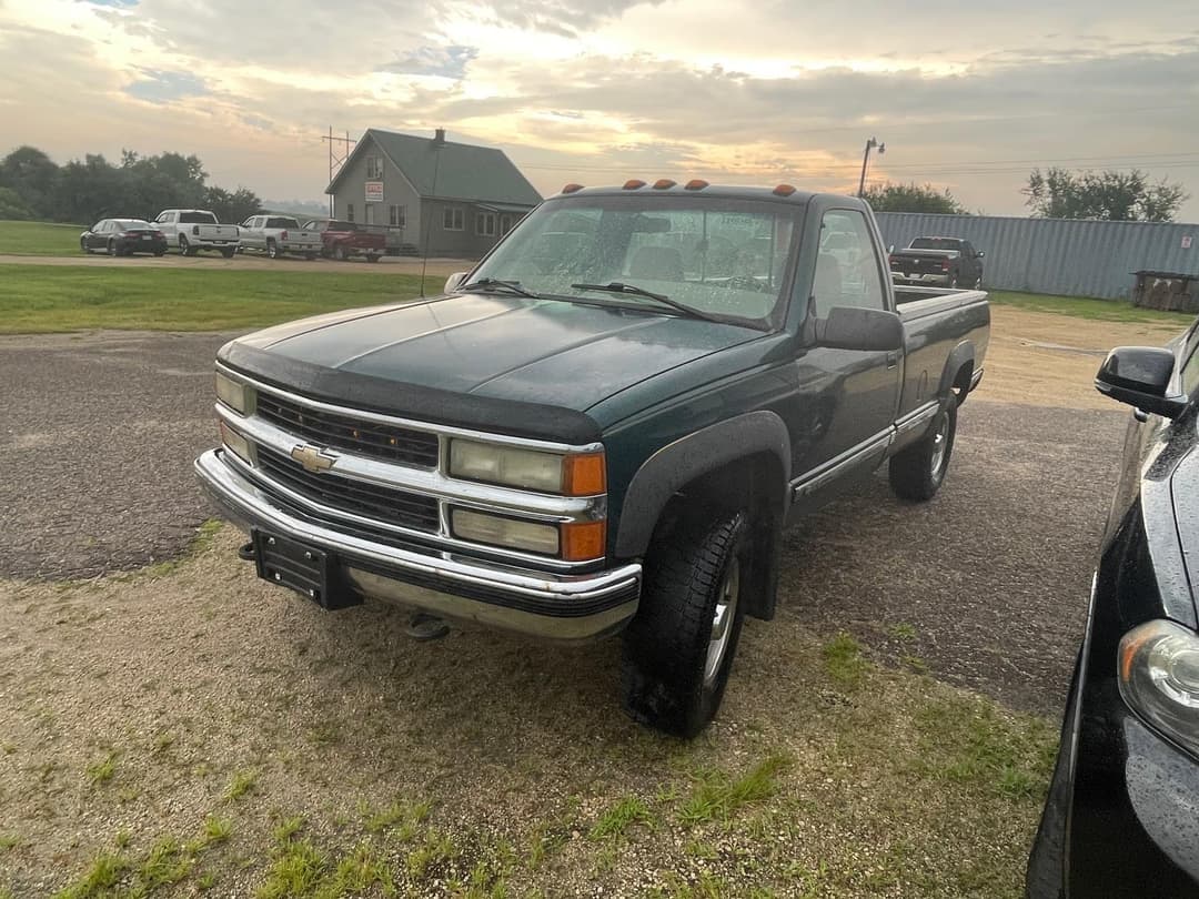 Image of Chevrolet 3500 Primary image