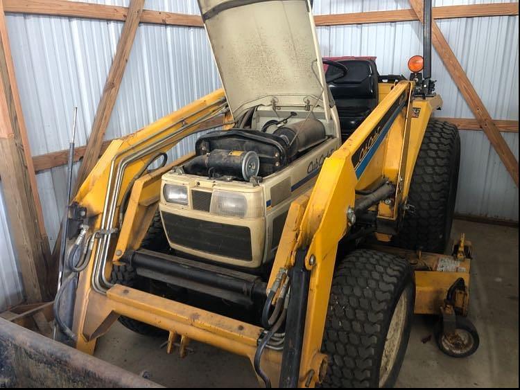 Image of Cub Cadet 7234 Primary image