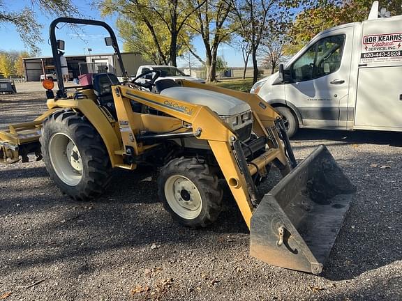 Image of Cub Cadet 7274 equipment image 2