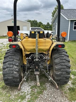 Image of Cub Cadet 7275 equipment image 4