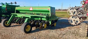 1996 John Deere 750 Image