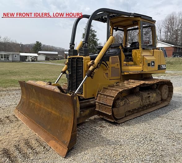 1996 John Deere 750C Equipment Image0