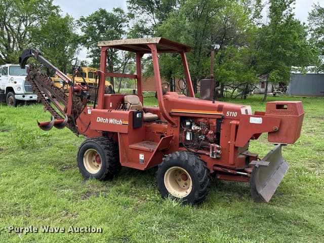 Image of Ditch Witch 5110 equipment image 2