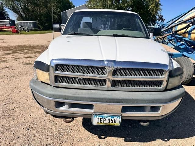 Image of Dodge Ram 1500 equipment image 1