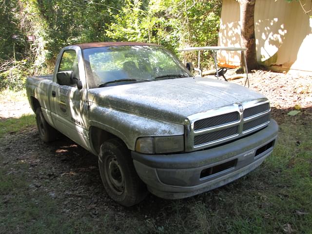 Image of Dodge Ram 1500 equipment image 1