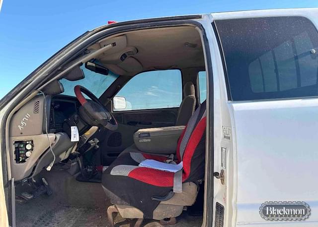 Image of Dodge Ram 2500 equipment image 1