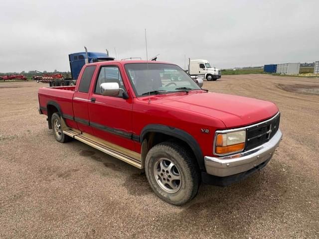 Image of Dodge Dakota equipment image 2
