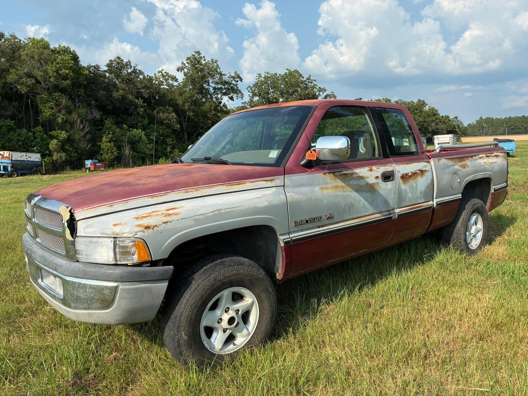 1996 Dodge Ram 1500 Equipment Image0