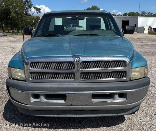 Image of Dodge Ram 1500 equipment image 1