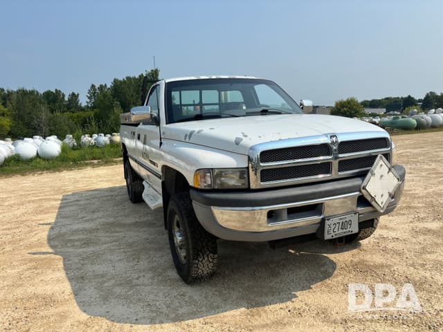 Image of Dodge Ram 2500 equipment image 4