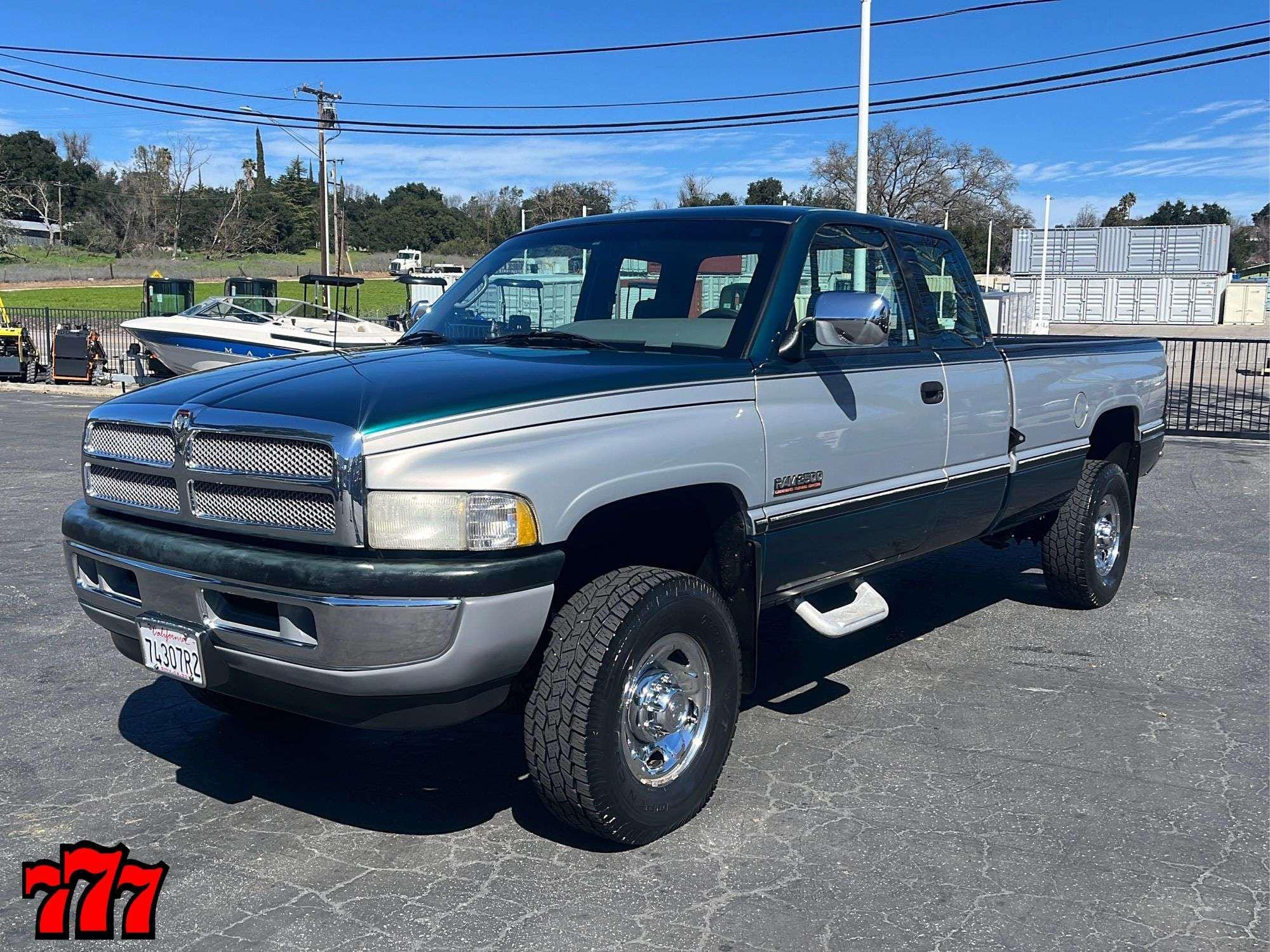Main image Dodge Ram 2500