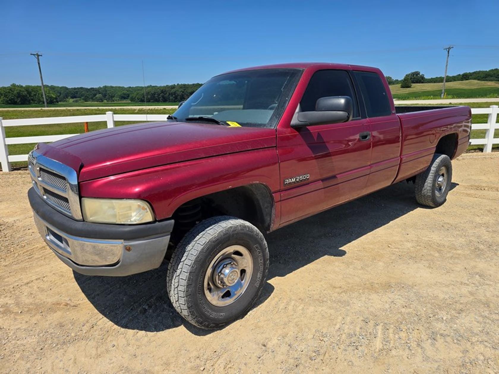 1996 Dodge Ram 2500 Equipment Image0