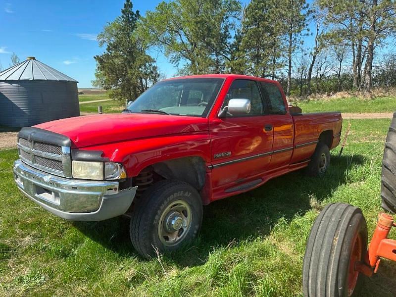 Image of Dodge Ram 2500 Primary image