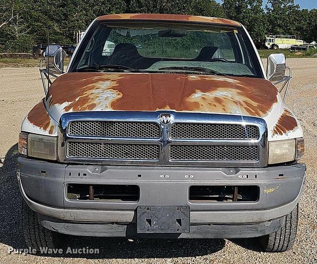 Image of Dodge Ram 2500 equipment image 1