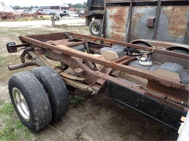 Image of Dodge Ram 3500 equipment image 3