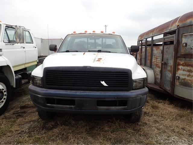 Image of Dodge Ram 3500 equipment image 1
