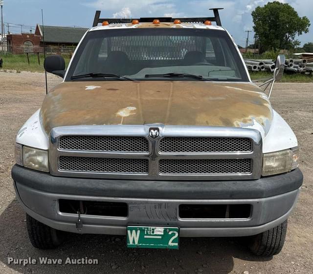 Image of Dodge Ram 3500 equipment image 1
