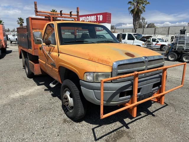 Image of Dodge Ram 3500 equipment image 1