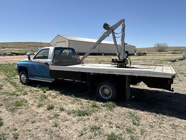 Image of Dodge Ram 3500 equipment image 3