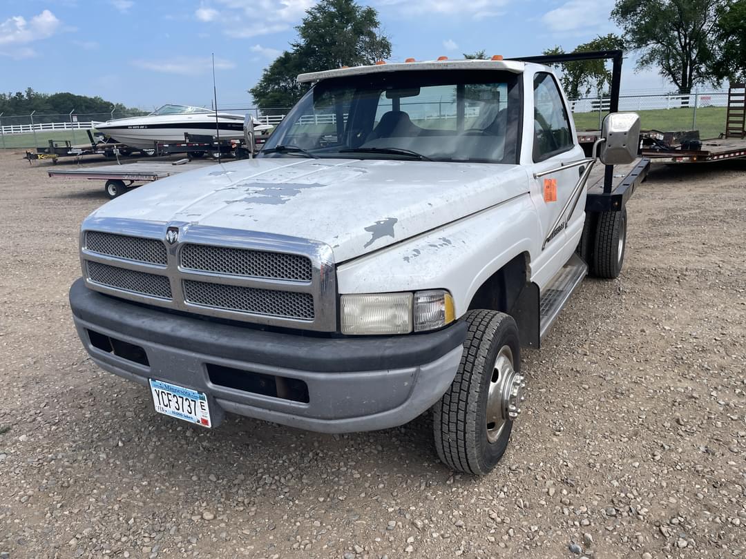Image of Dodge Ram 3500 Primary image
