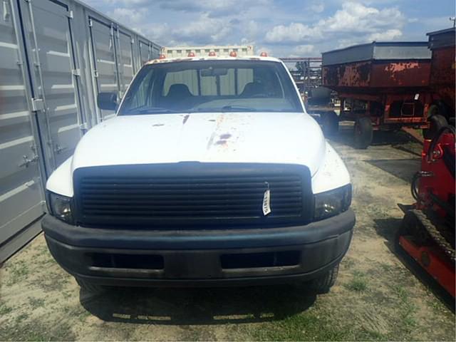 Image of Dodge Ram 3500 equipment image 1