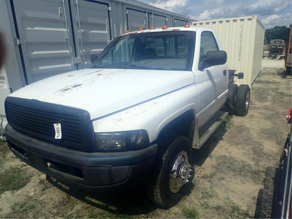 Image of Dodge Ram 3500 Primary image