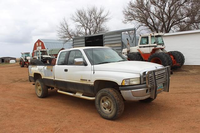 Image of Dodge Ram 2500 equipment image 1
