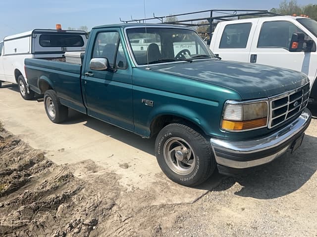 Image of Ford F-150 equipment image 2