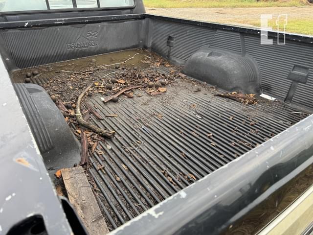Image of Ford F-150 equipment image 4