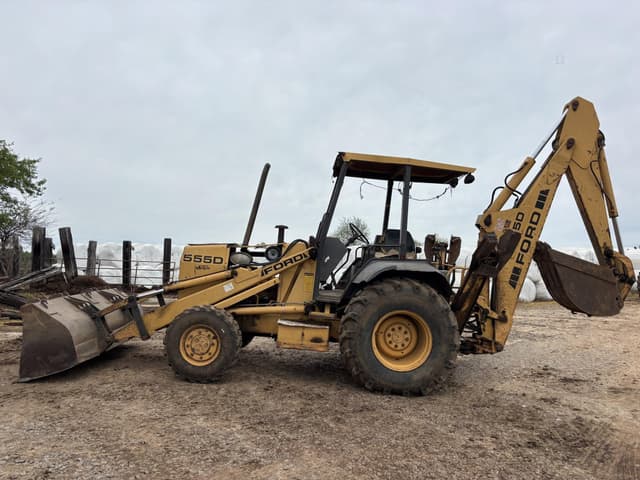 Image of Ford 555D equipment image 1