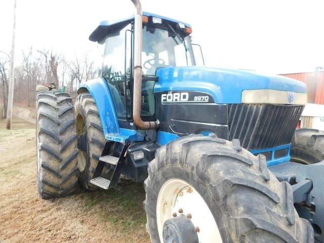 Image of New Holland 8970 equipment image 1