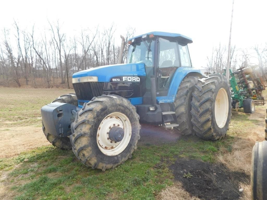 1996 New Holland 8970 Equipment Image0