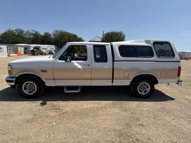 Image of Ford F-150 equipment image 1