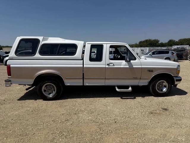 Image of Ford F-150 equipment image 4
