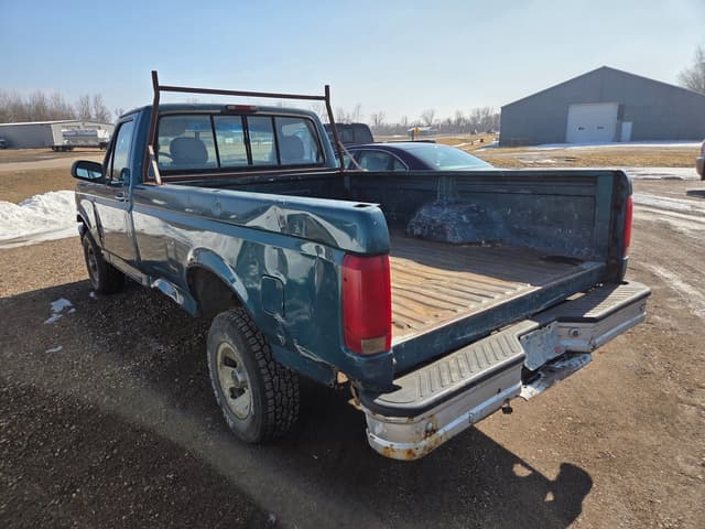 Image of Ford F-150 equipment image 2