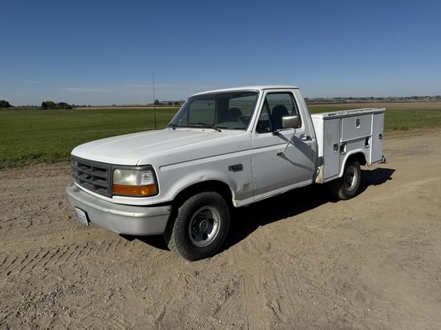 Image of Ford F-150 equipment image 1