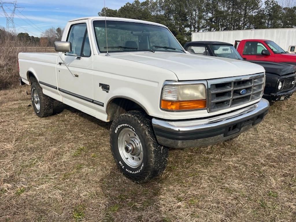 Image of Ford F-250 Primary image