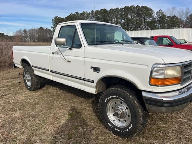 Image of Ford F-250 equipment image 1